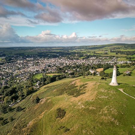 Lonsdale House Boutique Apartments Ulverston Bagian luar foto