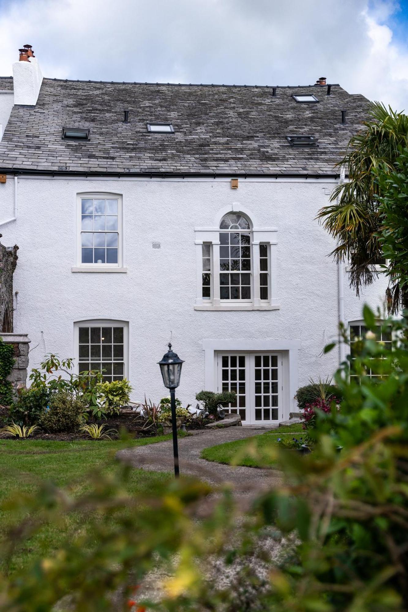 Lonsdale House Boutique Apartments Ulverston Bagian luar foto