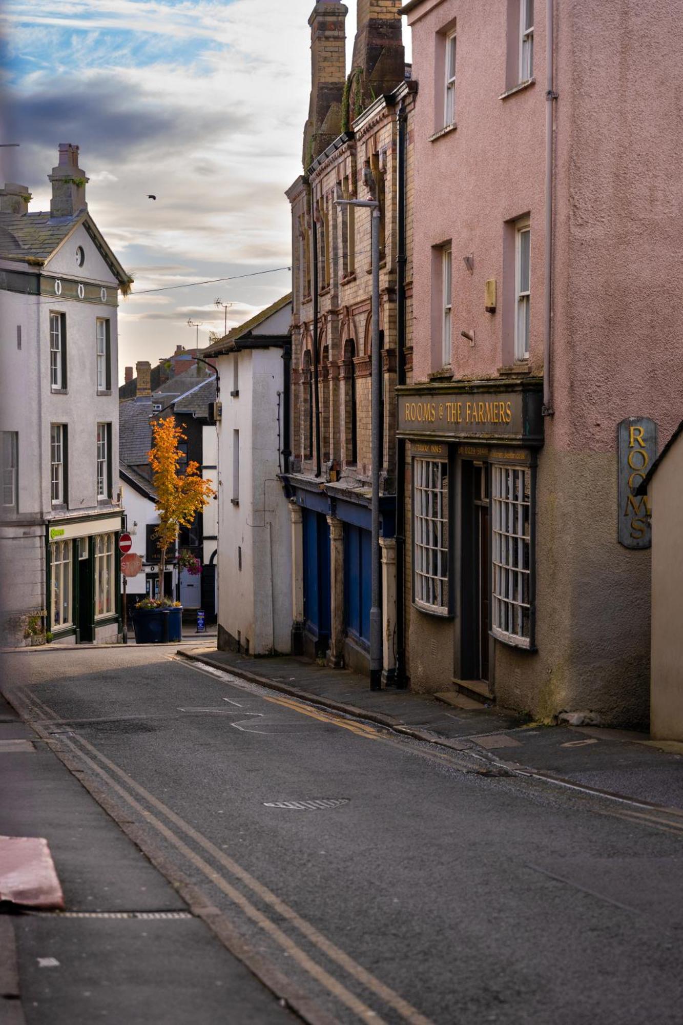 Lonsdale House Boutique Apartments Ulverston Bagian luar foto