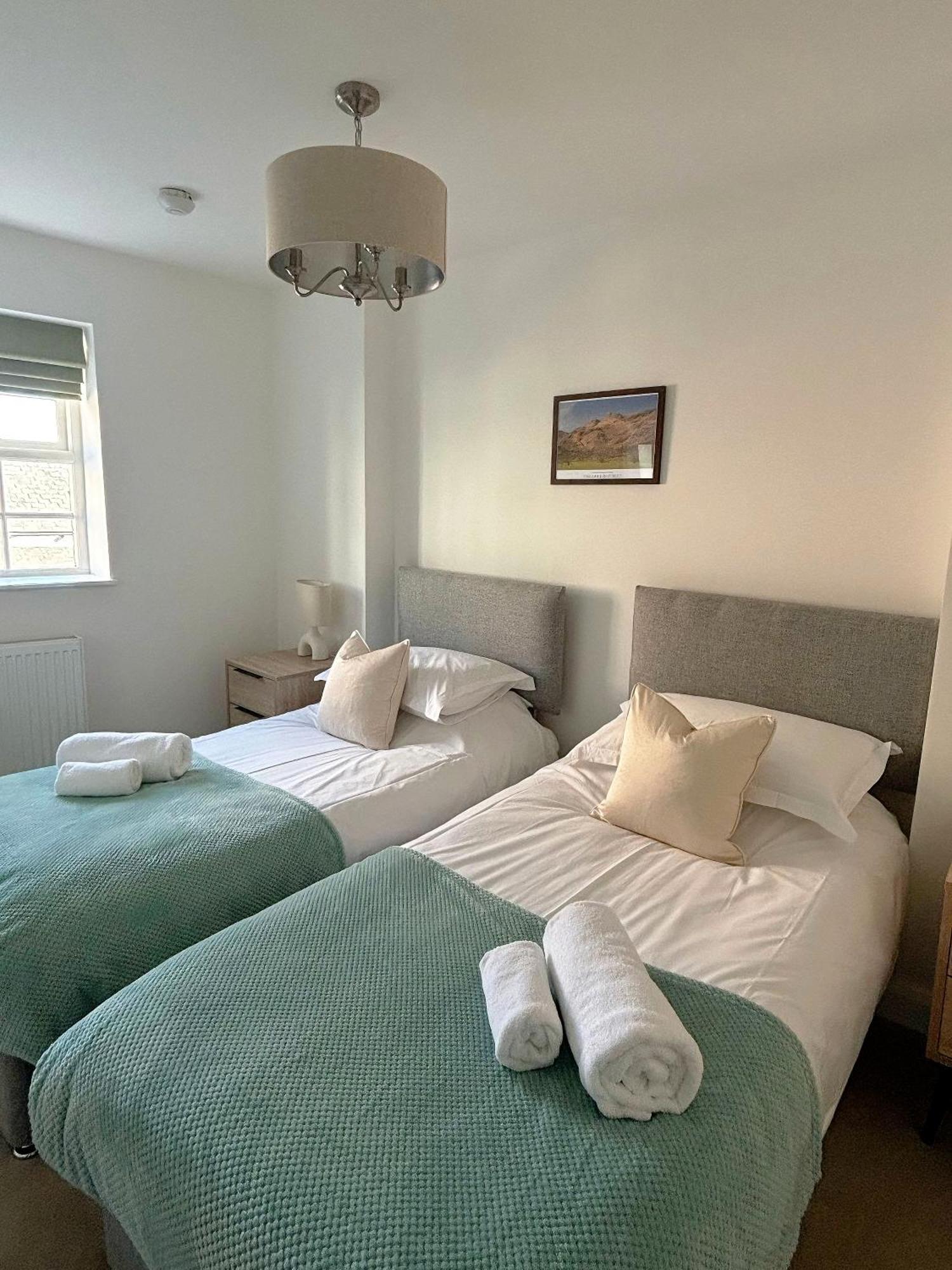 Lonsdale House Boutique Apartments Ulverston Bagian luar foto
